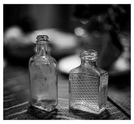 Empty Bottles – A Meditation on Loss and Existential Longing in Modern Seoul